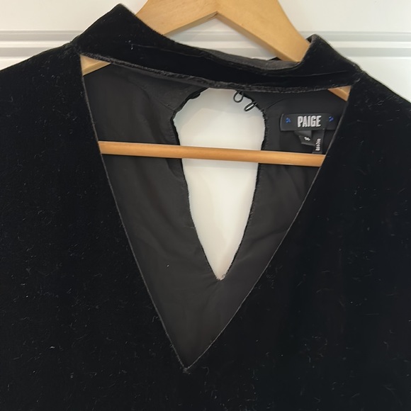 Paige Tamar Velvet Top - Medium - Picture 3 of 6